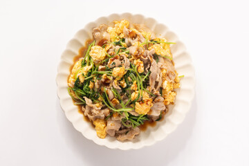 豚肉と豆苗と卵のオイスタソース炒め