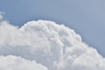 夏空の雲