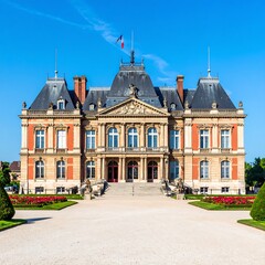 Fototapeta premium Historic European Building Exterior