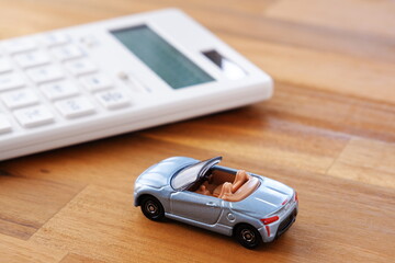 電卓と自動車
