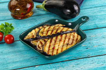 Grilled eggplant slices for snack