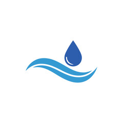 A professional and modern logo with a seawater theme, combining water droplets and clean waves. Using a blue color palette to symbolize freshness and purity.