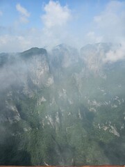 China's Zhangjiajie Natural Environment Cloud and High Mountain Peak