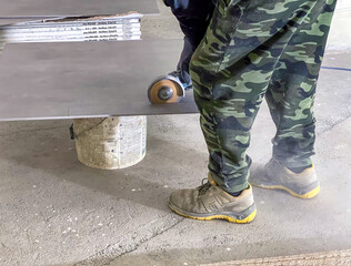 Step-by-Step Ceramic Floor Tiling Process with Essential Tools for Home Remodeling
