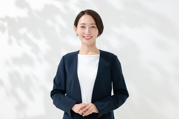 笑顔のビジネスウーマン