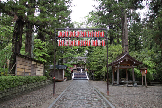 shinto temple (osaki hachiman-gu) in sendai in japan 
