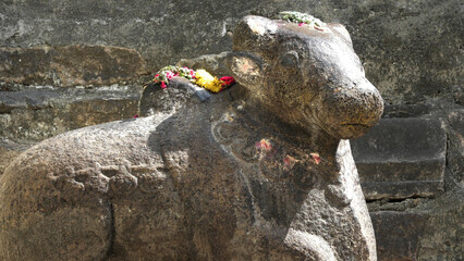 The stone statue at the premises of Kasi Viswanathar Temple, Kumbakonam, Tamil Nadu, India