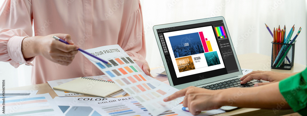 Aufkleber graphic designer software for modern design of web page and commercial brisk ads showing on the comp