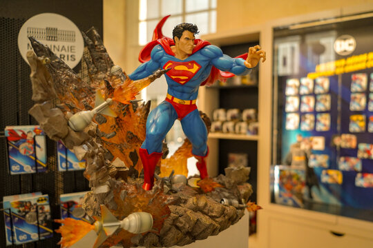 Paris France , 08 08 2025 ; DC Comics  statue and figurine , Supeman