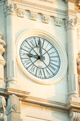 Obraz premium old clock tower on Valencia ayuntamiento
