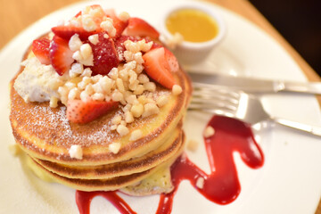 いちごのパンケーキ