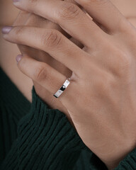 Diamond engagement jewelry ring for women with beautyful model 