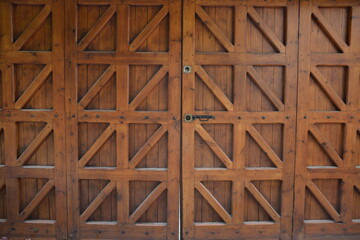 Hyères - Porte ornée