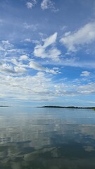 cielo y mar