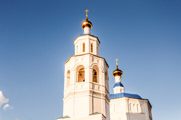 Obraz premium Orthodox cathedral church kirk with golden domes and crosses, exterior exterior
