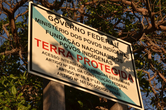 Placa de terra protegida, dermarca&ccedil;&atilde;o de terras ind&iacute;genas 