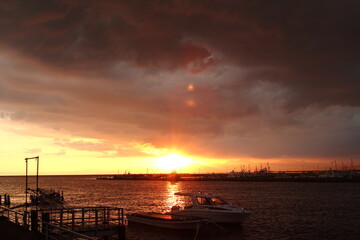 海に沈む夕日