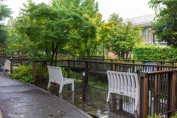 日本の岡山県倉敷市の美しい夏の雨の風景