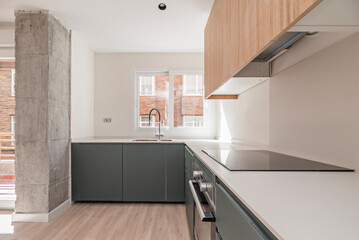 Islands and peninsulas are central elements in most modern kitchens, especially in open-plan spaces.