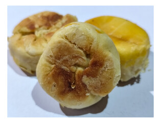 Bakpia is a cake made from a mixture of green beans and sugar which is coated in flour and shaped into flat rounds, then baked. Bakpia is a typical food from Yogyakarta, Indonesia