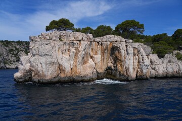 Naklejka premium View of the Calanques de Cassis, a national park of limestone cliffs over the Mediterranean Sea near Marseilles, France