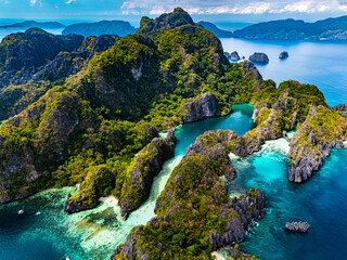 Big and Small Lagoons at Miniloc Island, Palawan, Philippines © monticellllo