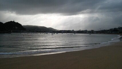 Vista del mar desde San Sebastian, España