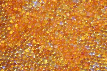 Orange silica gel, non-toxic and safe for health, effectively absorbs moisture to protect items from mold, corrosion, and odor.