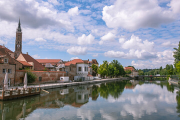 Naklejka premium Beautiful River Isar In Historic Landshut