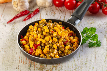 Mexican vegetable mix - corn, pepper and peas
