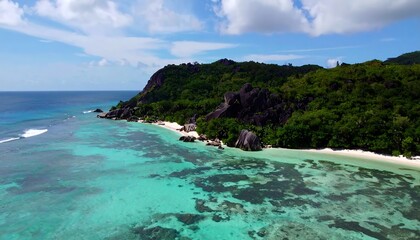 Fototapeta premium Tropical beach coastal landscape