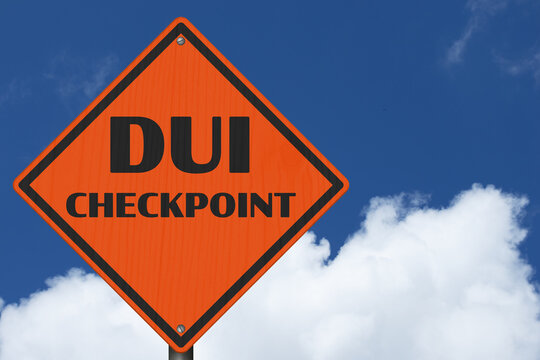 Fototapeta DUI checkpoint warning sign with sky