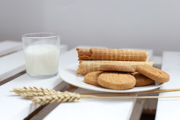 milk and cookies