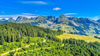 Blick ins Gantrischgebiet, Gurnigel, Kanton Bern, Schweiz, Luftaufnahme, August 2025