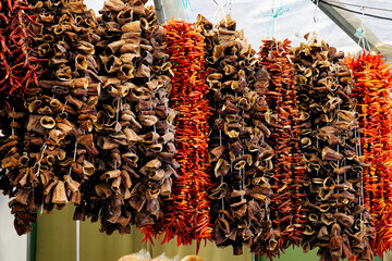 dried chili peppers