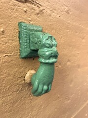 knocker or rapper - a green head of a dragon