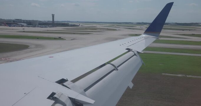 Embraer EMB-145XR Double Slotted Fowler Flaps Landing