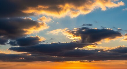 Obraz premium Stunning Sunset Sky with Dramatic Clouds and Golden Light Beautiful Coastal Landscape Photography for Wall Art Nature Prints