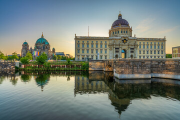 Fototapeta premium Humboldt Forum and Berlin cathedral at sunrise. Germany