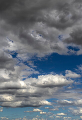 Obraz premium Abstract background of beautiful white clouds with blue sky in Brazil