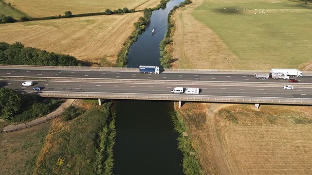Aerial video of River Avon and the M5 Motorway at Bredon, Tewksbury, UK