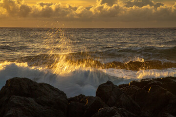 Obraz premium 夏の奄美大島の夕景。