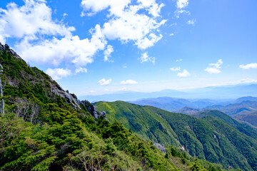 Obraz premium 金峰山の登山道