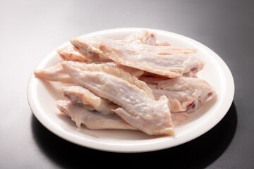 ［スープだし用］若鶏手羽先チップ（小骨・ガラ］