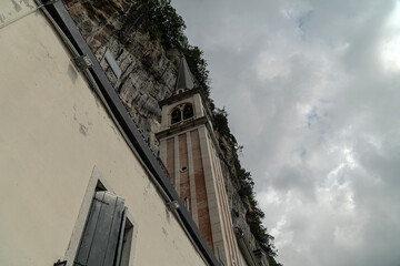 Sanktuarium Madonna della Corona