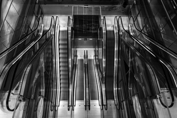 escalator in black and white