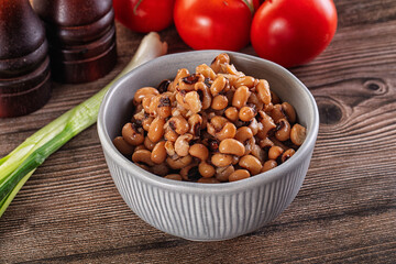 Canned Black eye bean in the bowl