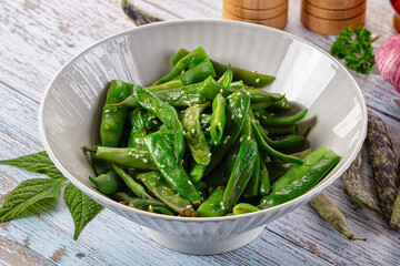 Steamed green bean strings heap