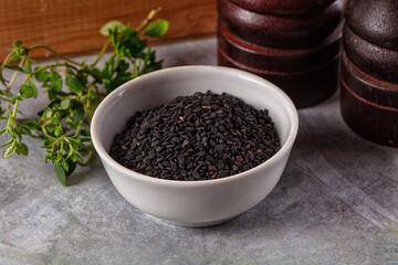 Black raw dry sesame seeds