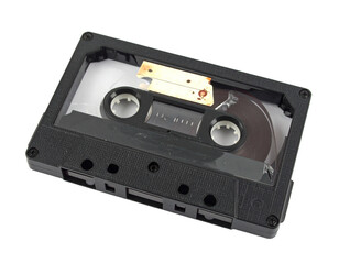 Obraz premium A broken cassette tape, isolated on a white background, representing old technology, damage, or nostalgia.